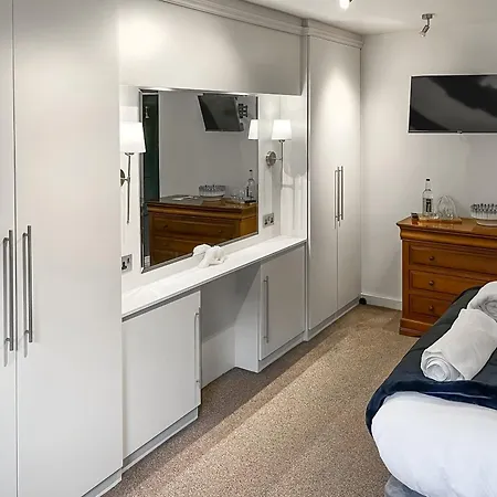 Otter Hollow Apartment
